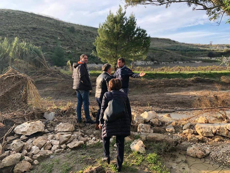 Sopralluogo di Matteo Mangiacavallo alle Terme Acqua Pia invase dal fango