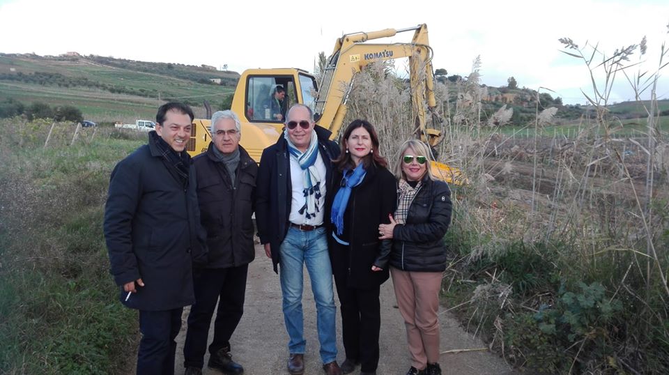 A Menfi avviati i lavori di pulizia del torrente Mandrarossa, finanziamento di 395 mila euro