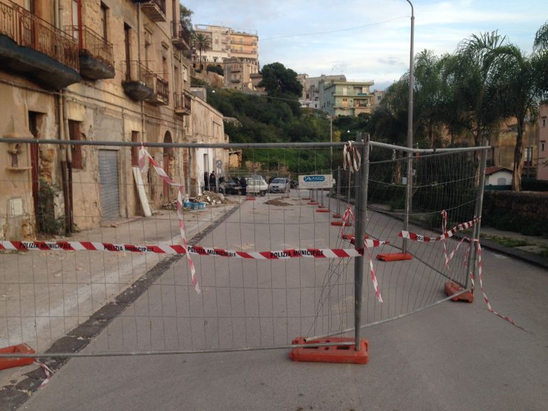 La diffida del Comune di Sciacca a Girgenti Acque per gli interventi nelle vie Giovanni XXIII e Fratelli Argento, attesa oggi la risposta del gestore