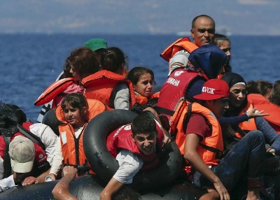 Il monito dell'arcivescovo Lorefice a Natale: "Troppi bambini lasciati affogare nel Mediterraneo, vergogniamoci"