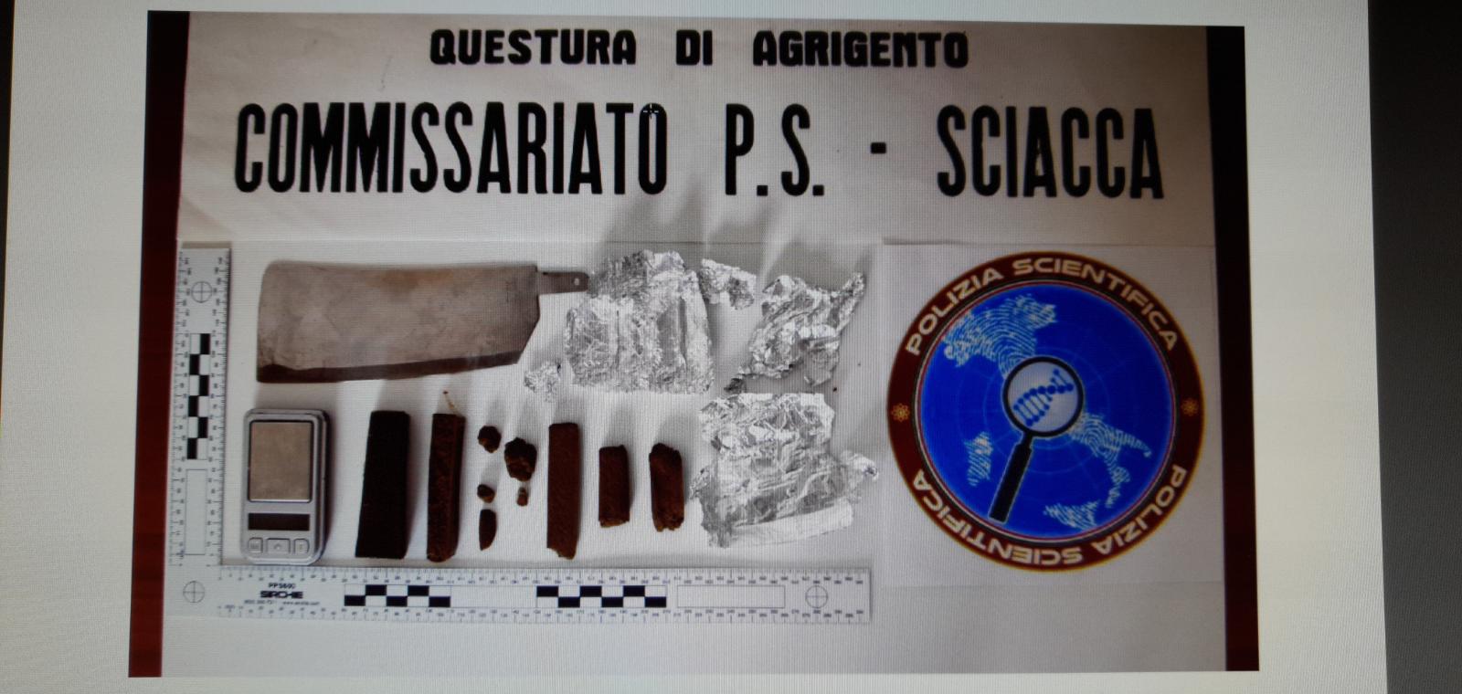 Denunciato dalla polizia un trentenne di Sciacca che deteneva 40 grammi di hashish