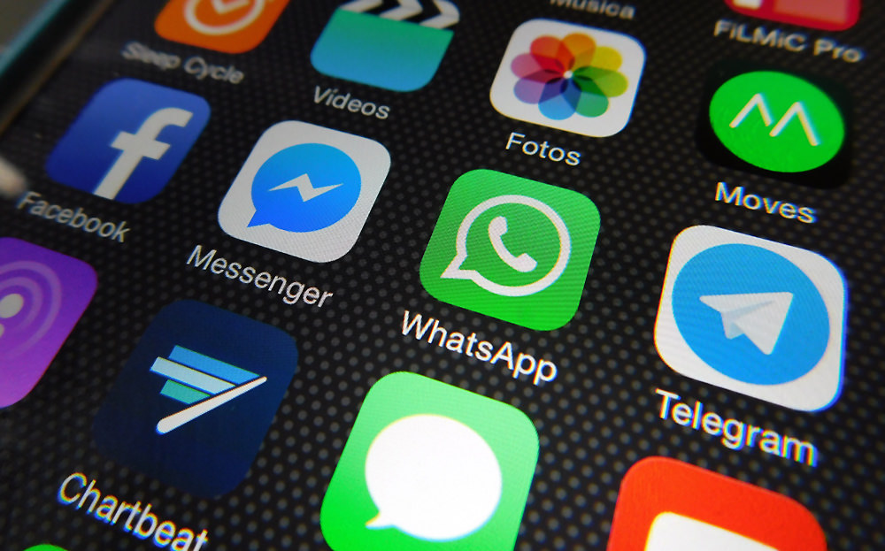 Segnalazione dei posti di blocco di polizia e carabinieri tramite whatsapp, denunciati 62 agrigentini