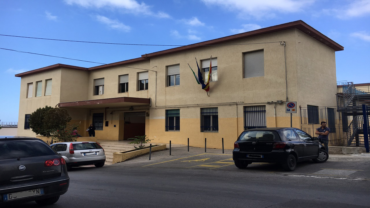 Scuola Catusi, i genitori non mollano e dopo il blitz di questa mattina il 15 febbraio torneranno in municipio