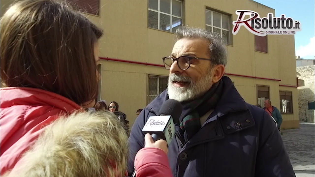 Protesta dei genitori del plesso di via Catusi, l'assessore Segreto: "Riportate i bimbi a scuola, presto contiamo di terminare il collaudo"