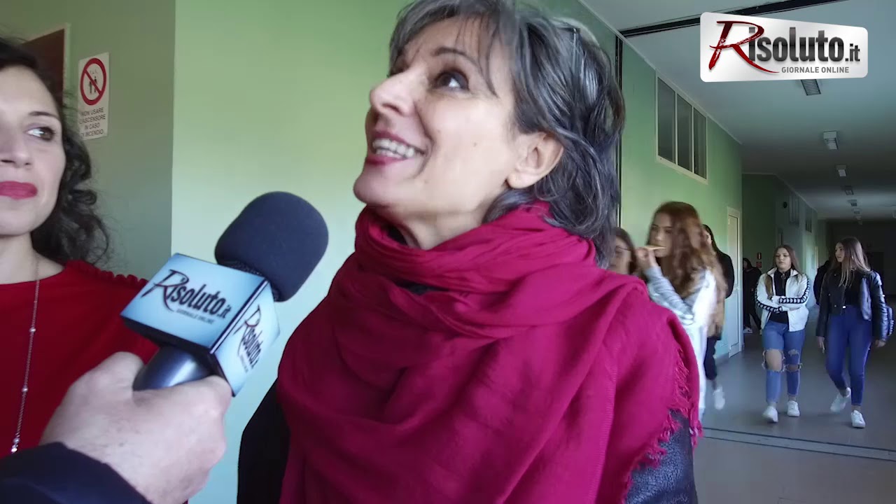 One Billion Rising, la danza contro la violenza sulle donne oggi in un flashmob allo Scientifico