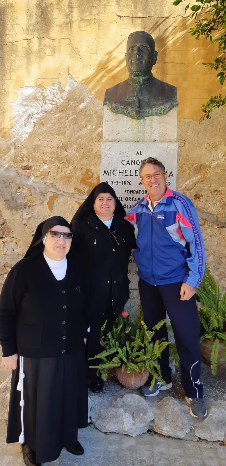 Anche quest'anno potatura in ritardo nell'atrio Valverde di Sciacca e il senatore Marinello sollecita il Comune