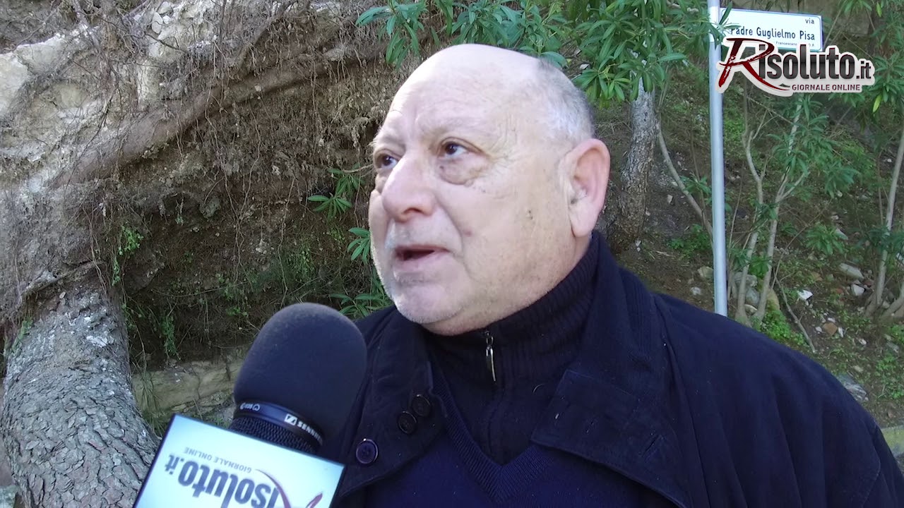 Sporca ed a rischio l'area antistante la Basilica di San Calogero a Sciacca, protesta anche il parroco