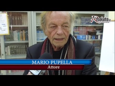 L’attore Mario Pupella, questa mattina, al “Don Michele Arena” di Sciacca, per un spettacolo teatrale che ha messo in scena Pirandello