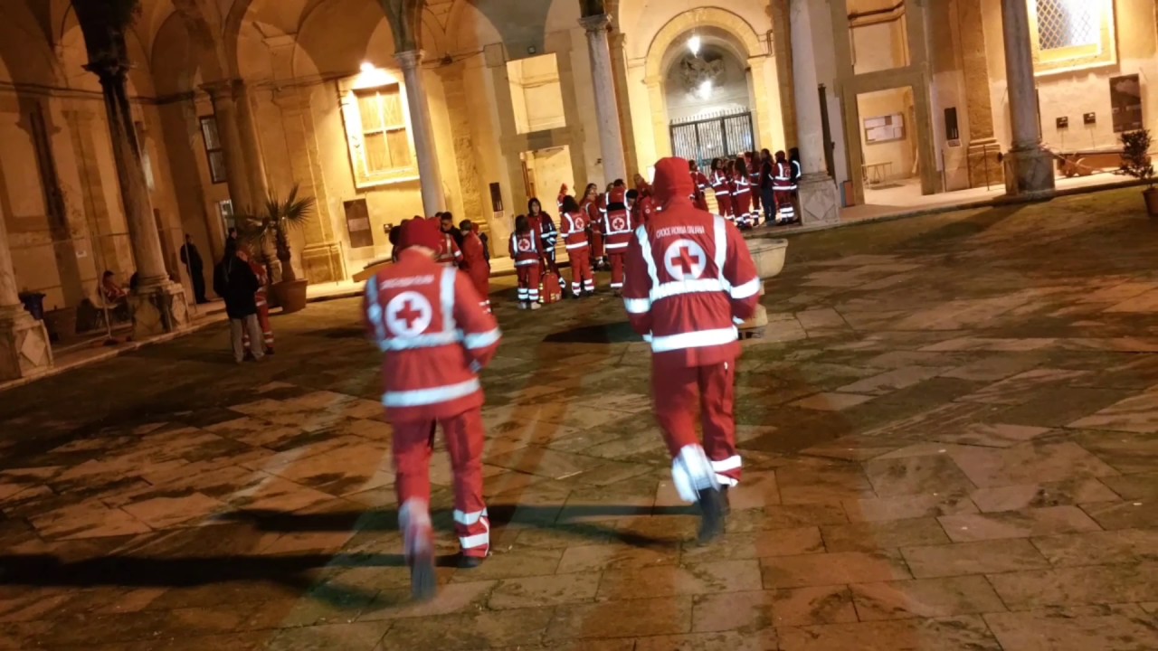 Un ventenne di Mazara cade dal muretto sotto piazza Scandaliato durante il Carnevale, ricoverato in rianimazione