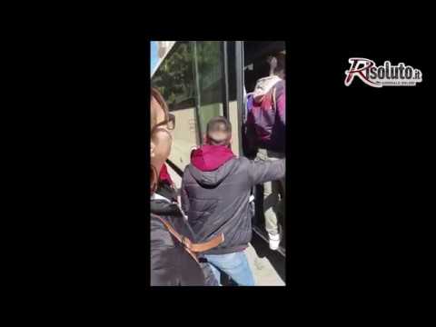 Sciacca, disagi sul bus che porta all'aeroporto di Palermo con quattro passeggeri costretti a viaggiare in piedi