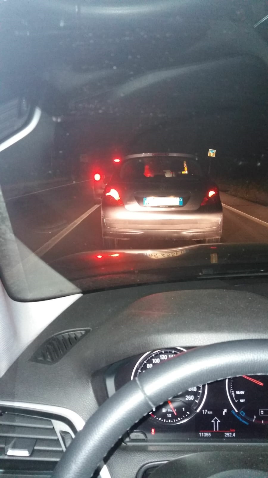 Traffico in tilt sul viadotto Belice, ignoti tagliano i cavi del semaforo che disciplina il passaggio sul ponte