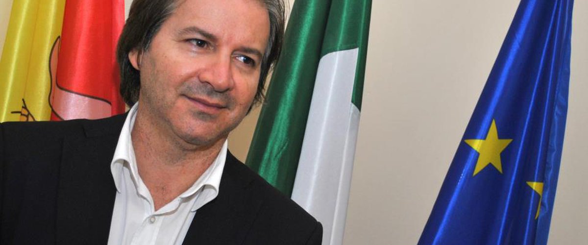La massoneria di Castelvetrano in grado di condizionare politica e burocrazia, nomi eccellenti nell'inchiesta. Avviso di garanzia anche a Roberto Lagalla