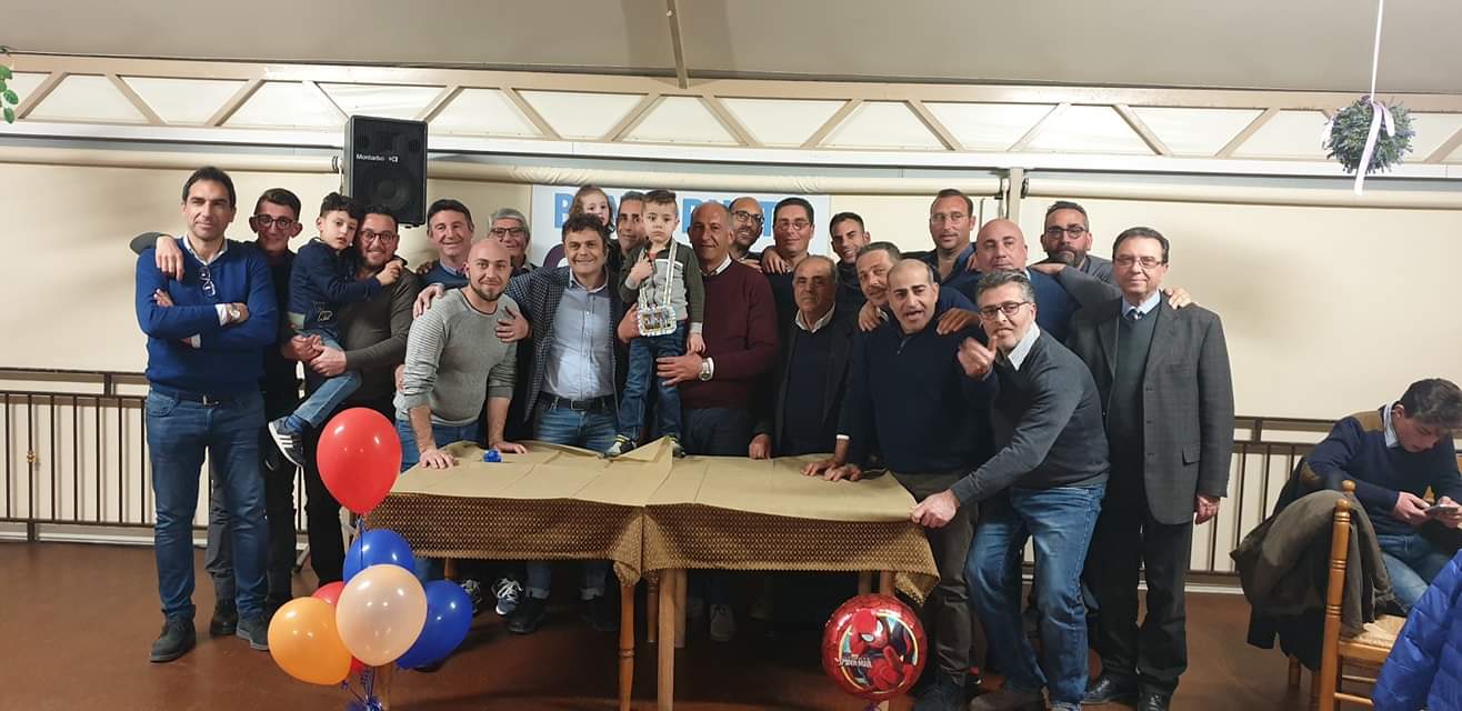 Festa per il ritorno a Ribera di Gabriel, la solidarieta' ha permesso le cure del piccolo