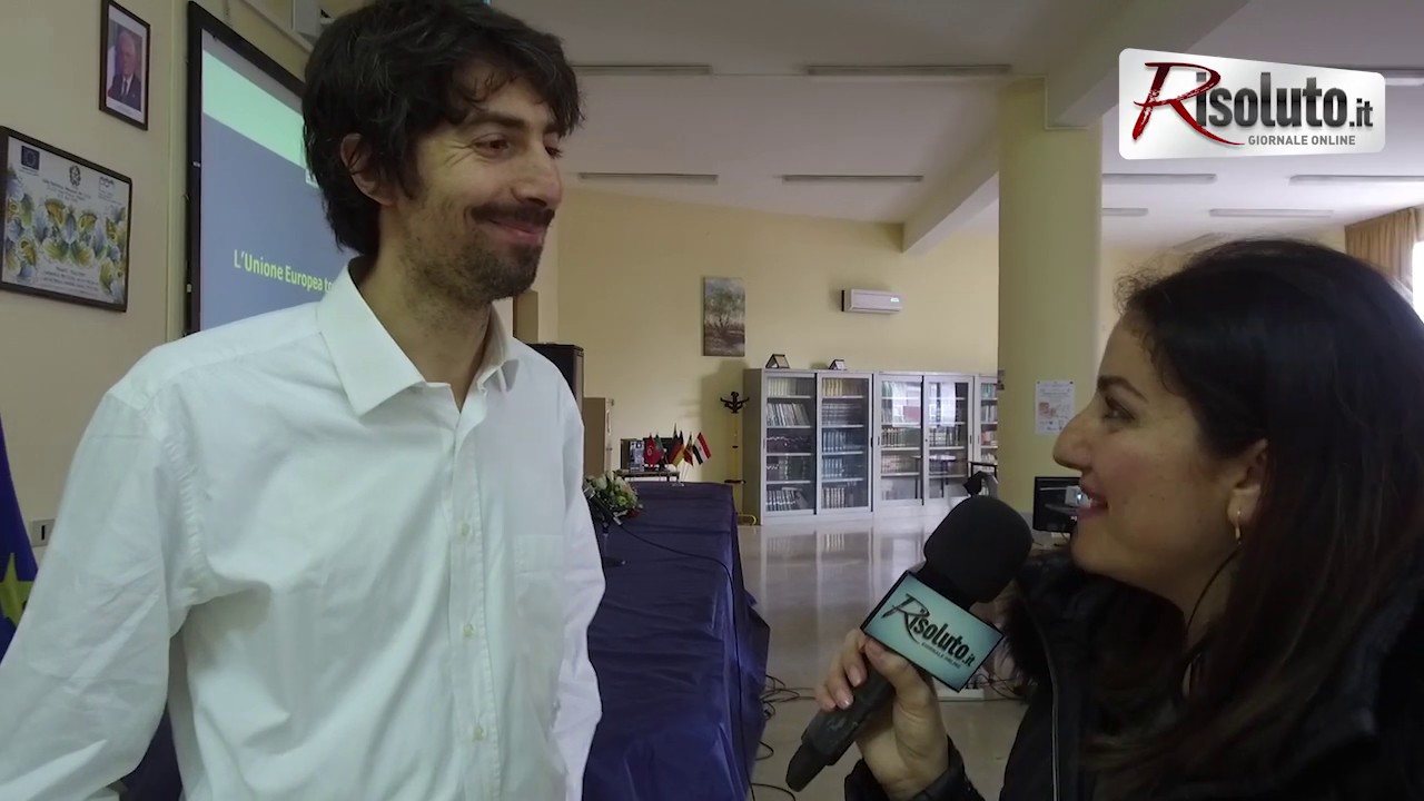 Progetto UE "Back to school": l'economista Antonino Barbera si confronta con gli studenti del "Don Michele Arena" di Sciacca