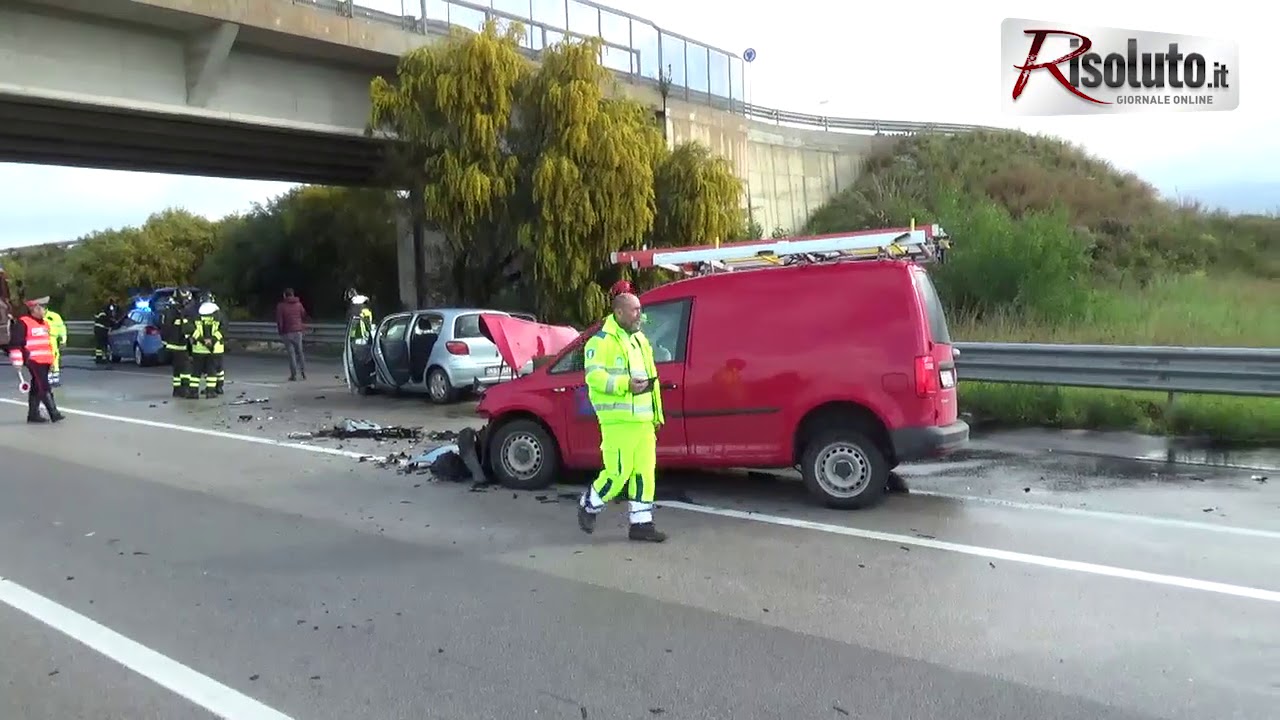 Incidente mortale sulla 115 in contrada Piana, vittima una sessantottene di Campobello di Mazara