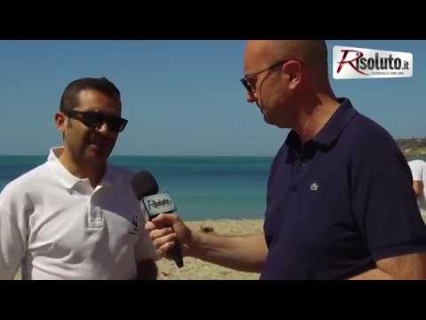 Il Wwf  in azione questa mattina  sulla spiaggia saccense dello Stazzone per la raccolta della plastica