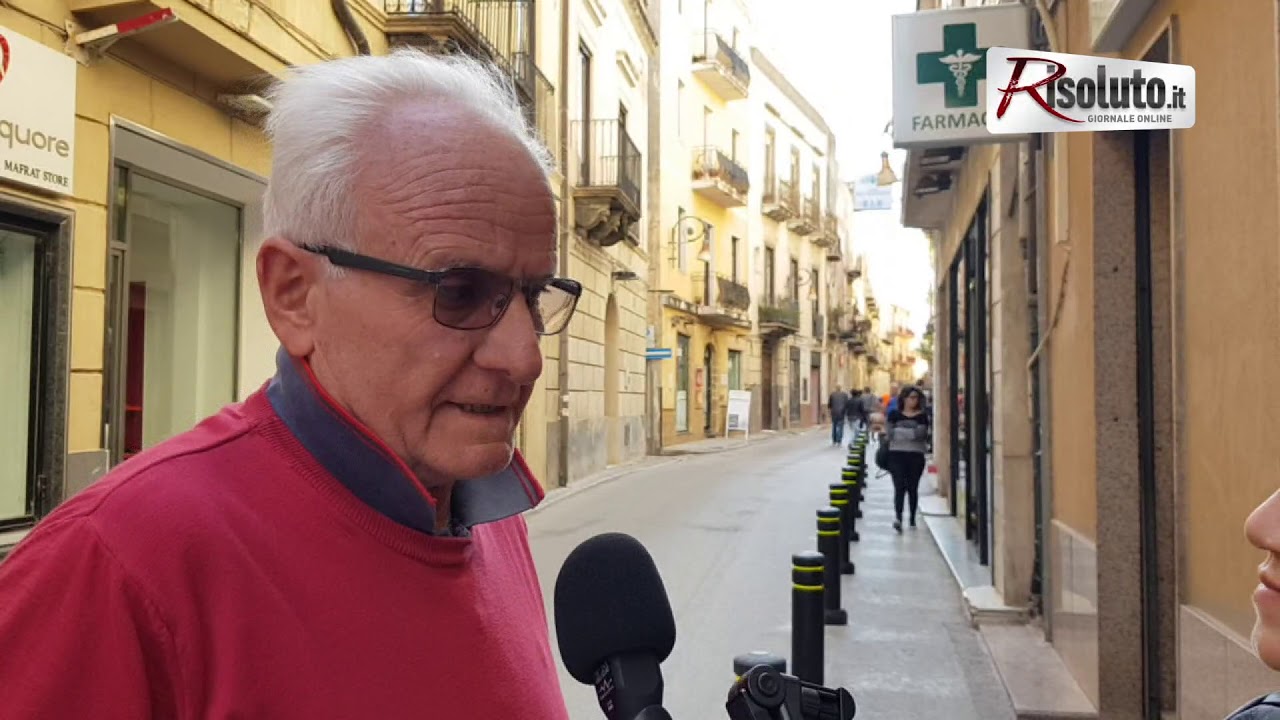 Arriva l'installazione dei piloni in via Licata e scatta la protesta dei commercianti: "Non c'era l'esigenza cosi' vogliono farci chiudere"