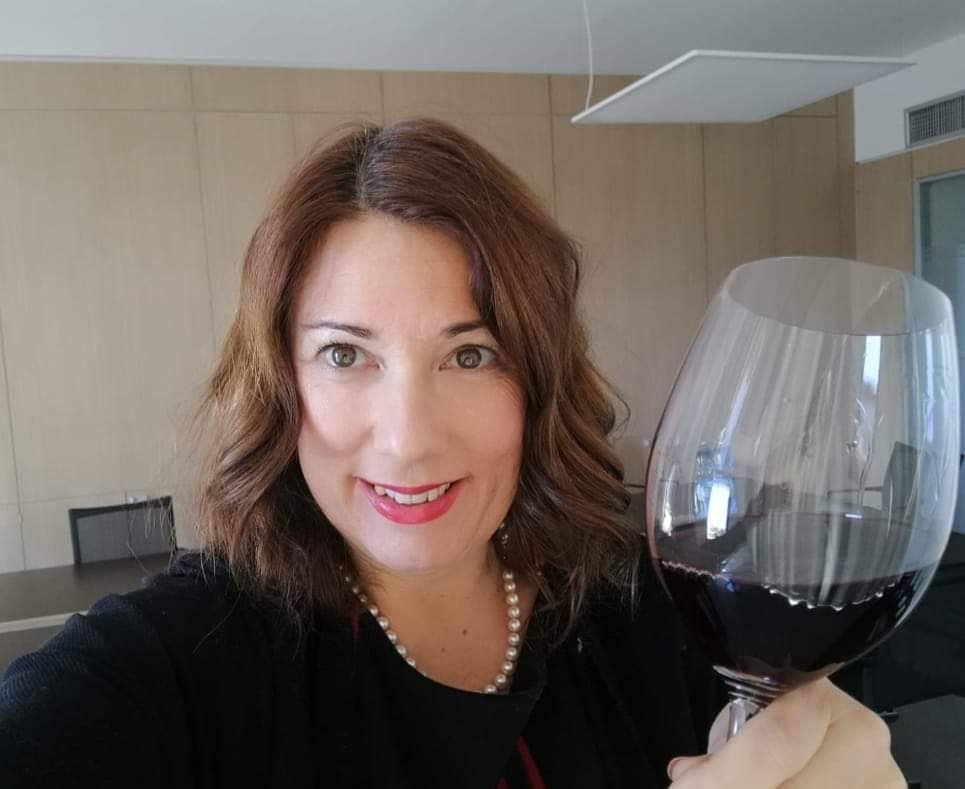 "Donne e Vino", domani a Sambuca il premio 2019 a Roberta Urso