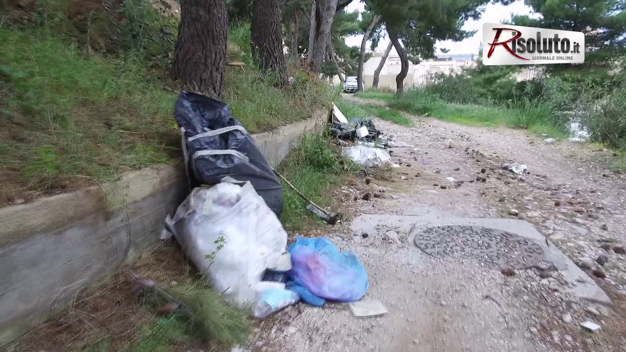 Trasformata in discarica anche l’area verde sotto l’ex mattatoio comunale