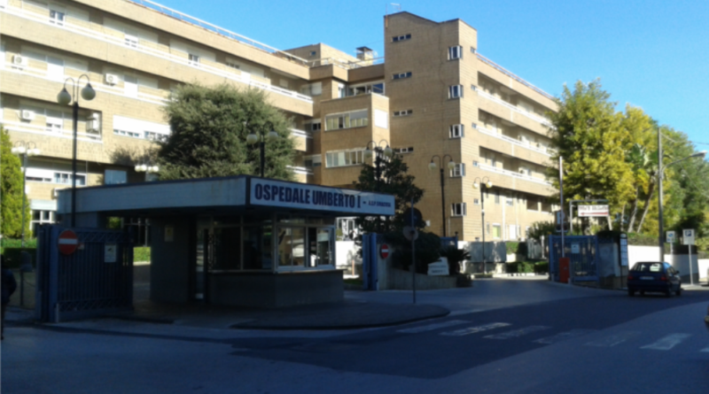 Cede intonaco all’ospedale di Siracusa, feriti due pazienti