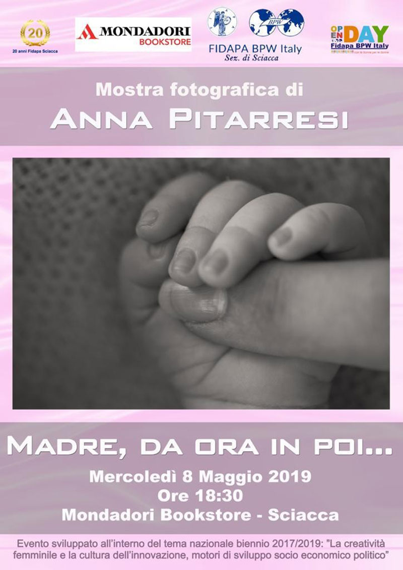 La Fidapa presenta una mostra sulla maternità oggi al Bookstore Mondadori di Sciacca