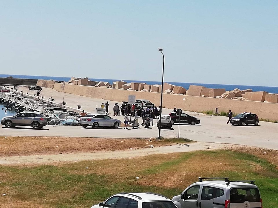 A Menfi continua il dissequestro dei natanti dei proprietari che vengono identificati e in municipio si lavora a una soluzione futura rispettando le regole