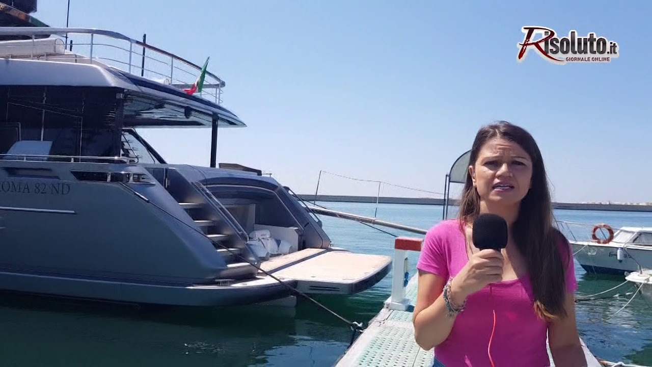 Arrivato il primo yacht della D&G a Sciacca, si attendono i due stilisti