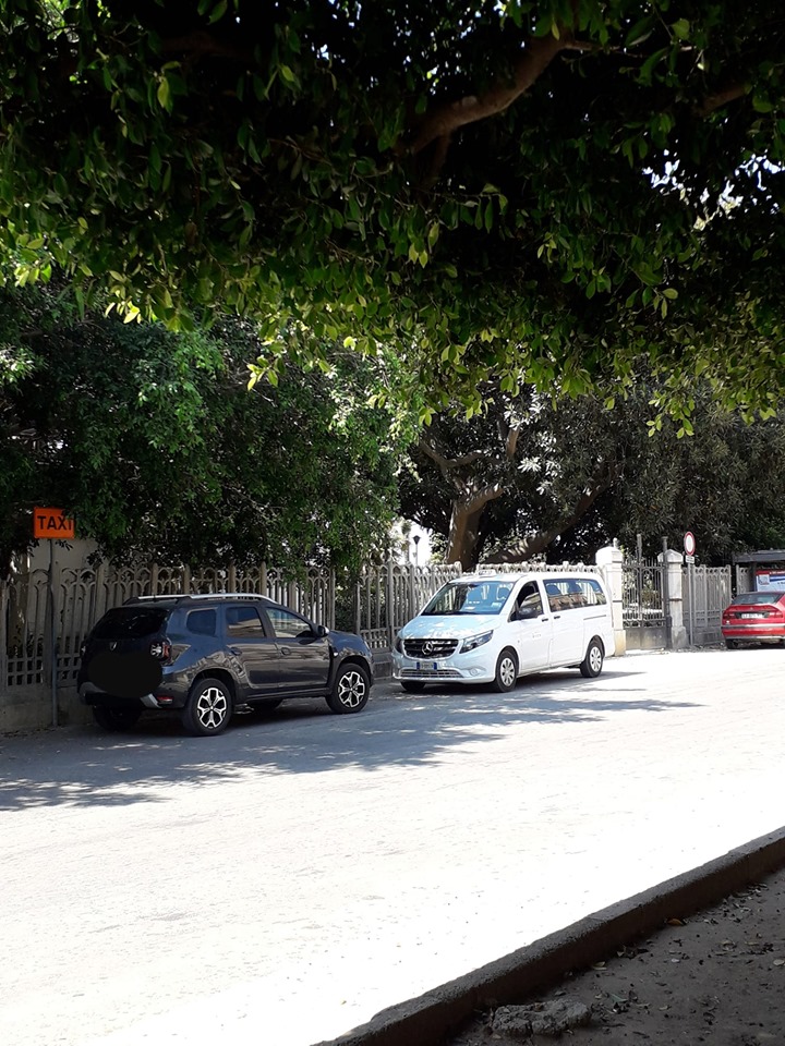 In divieto di sosta, contromano e sulle strisce: tre infrazioni per un parcheggio a Sciacca