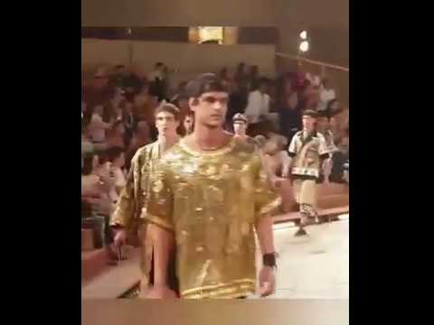 I Miti conquistano l'immaginario, l'alta Sartoria in passerella di D&G