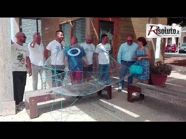 Lo Stazzone diventa Plastic free con un pesce per evitare l'abbandono di rifiuti