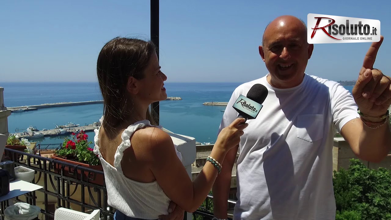 Sasà Salvaggio ad Azzurro Food, risate e divertimento assicurato