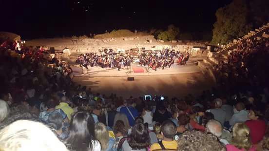 Musica e Astronomia, il Toscanini di Ribera al Teatro Greco di Segresta