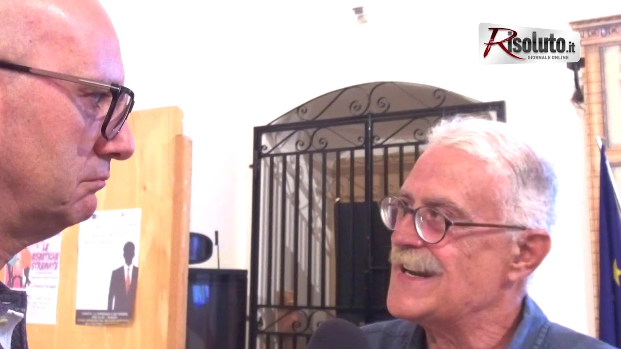 Una balaustra marmorea con stemmi araldici rinvenuta a Sciacca