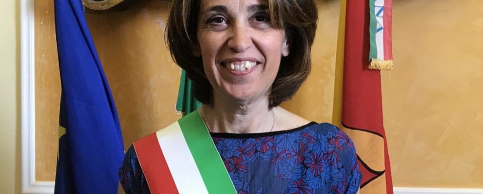 Il sindaco di Sciacca dichiara guerra ai falò di Ferragosto, multa fino a 500 euro per chi trasporta legna