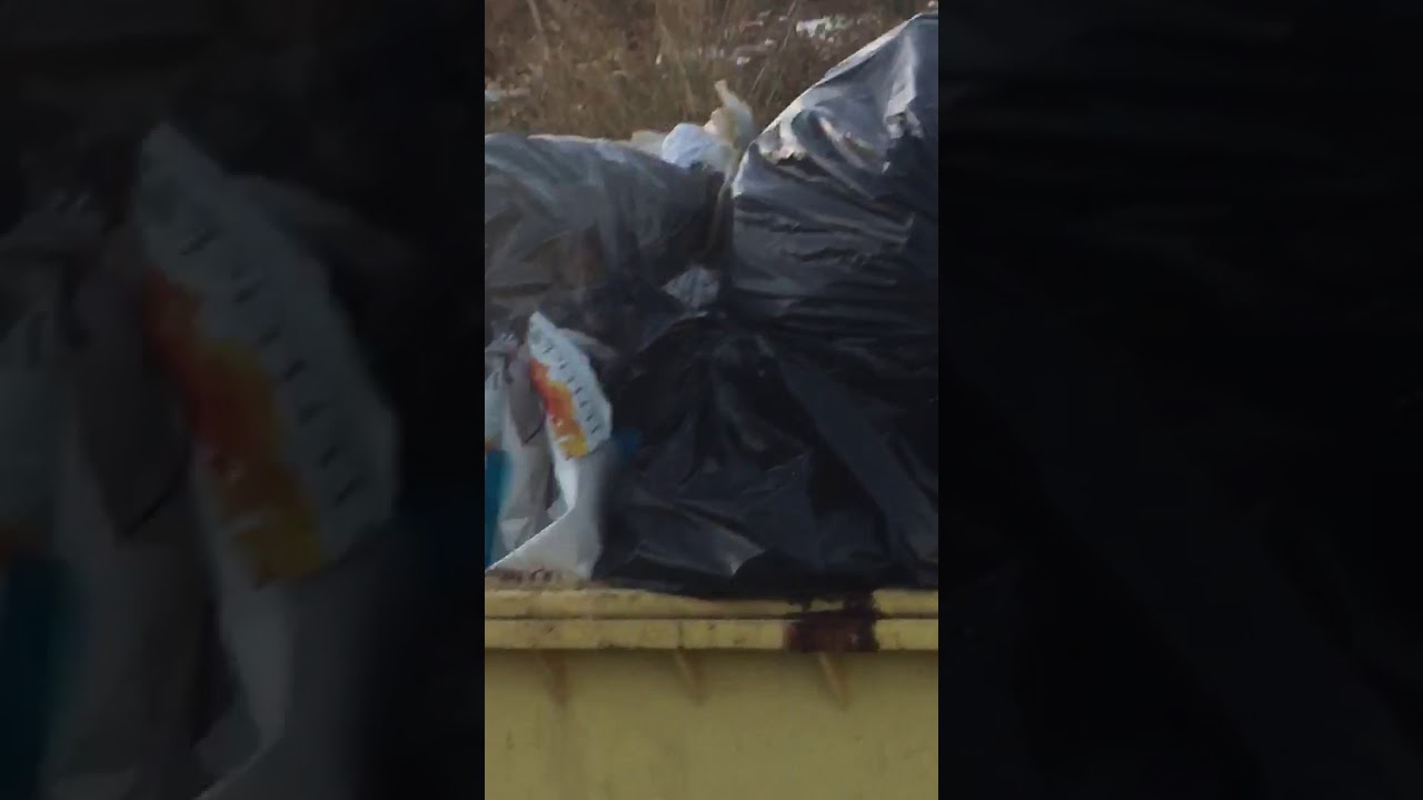 Pellegrinaggio di saccensi a San Calogero per abbandonare il pattume, situazione disastrosa nella contrada