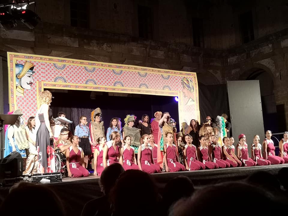 Sciacca, grande successo per lo spettacolo teatrale “L'opera dei Pupi che cambieranno il mondo”