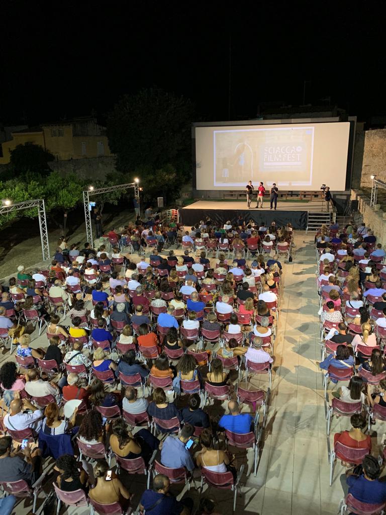 L'attore Luigi Lo Cascio grande protagonista della prima giornata dello Sciacca Film Fest, oggi la seconda giornata
