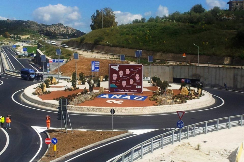 Incidente sulla SS 640, grave un giovane di 30 anni