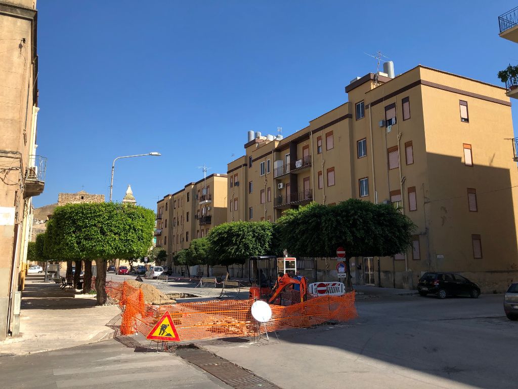 Slitta alla prossima settimana il completamento dei lavori alla condotta fognaria nel Viale della Vittoria a Sciacca