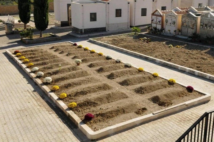 Domani ad Alessandria della Rocca la sepoltura di due immigrati morti nel naufragio di Lampedusa