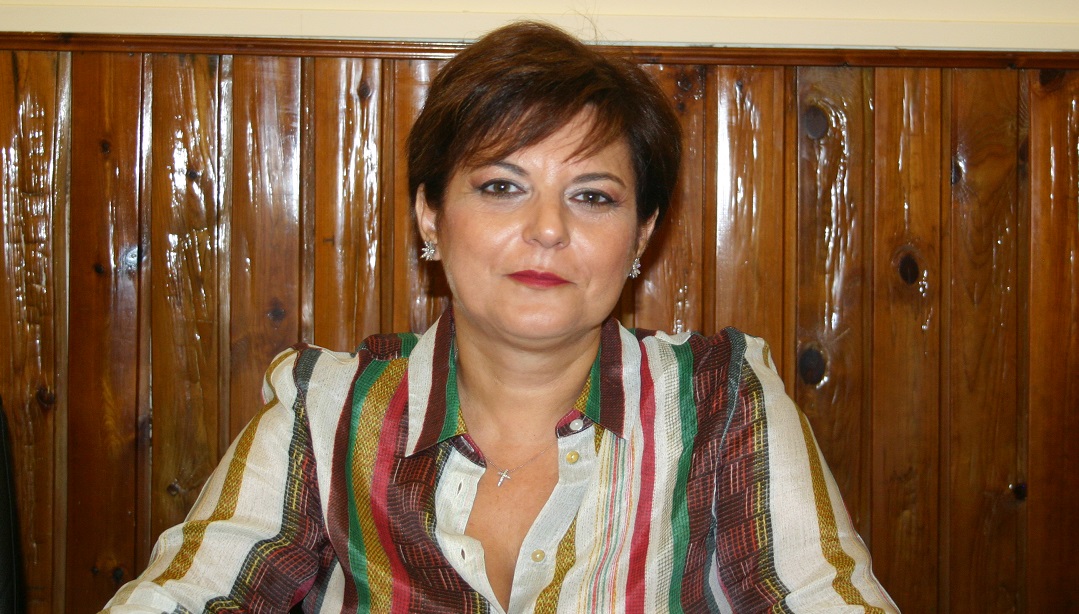 Cinzia Deliberto annuncia il voto contrario al bilancio presentato dalla giunta Valenti