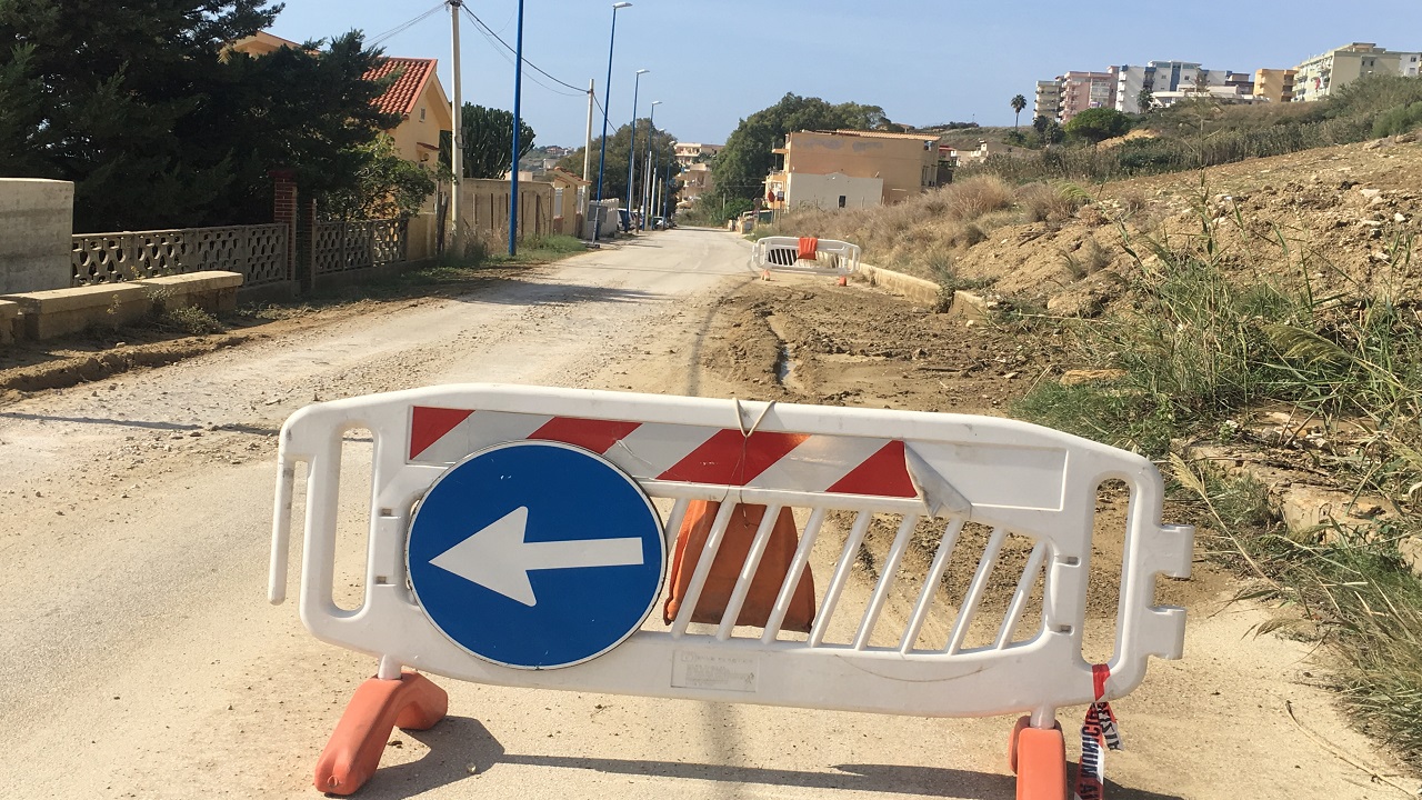 Transenne in via Lido e alla Perriera, ma a Sciacca torna un timido sole