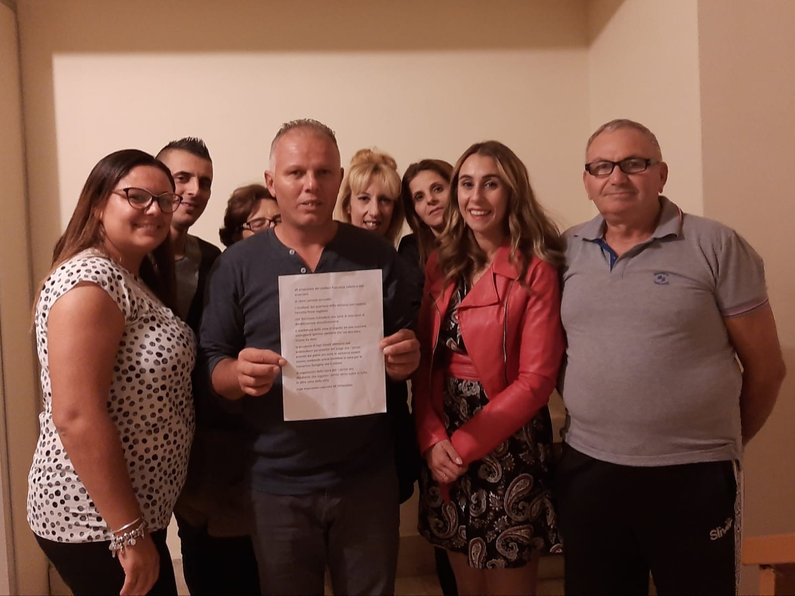 Sì costituisce il Comitato Seniazza che gia' lancia una sfida al sindaco: "Venga qui a toccare con mano l'abbandono"