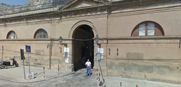 Si reca al cimitero nel giorno dei defunti: muore nella cappella di famiglia