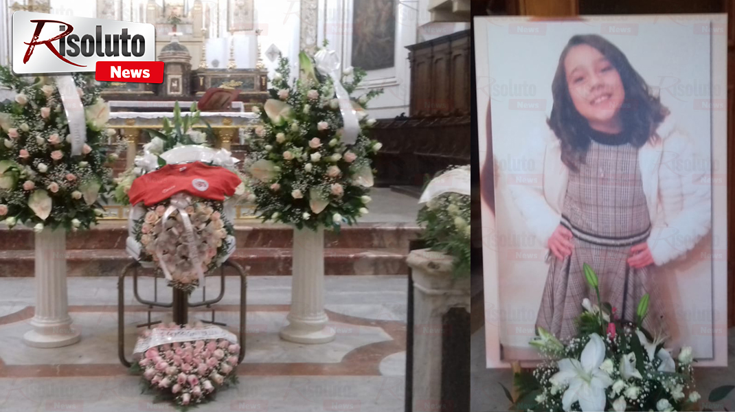 I sanitari dell'ospedale dei Bambini di Palermo al funerale di Carola: "La famiglia Catanzaro esempio di altruismo in un mondo sempre più egoista"