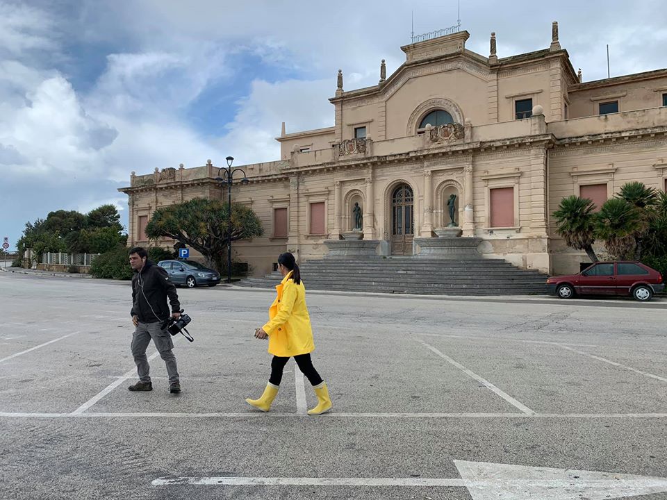 E alle Terme di Sciacca arriva l'inviata di Striscia La Notizia, servizio della Petyx sulla vicenda dello stabilimento chiuso dalla Regione