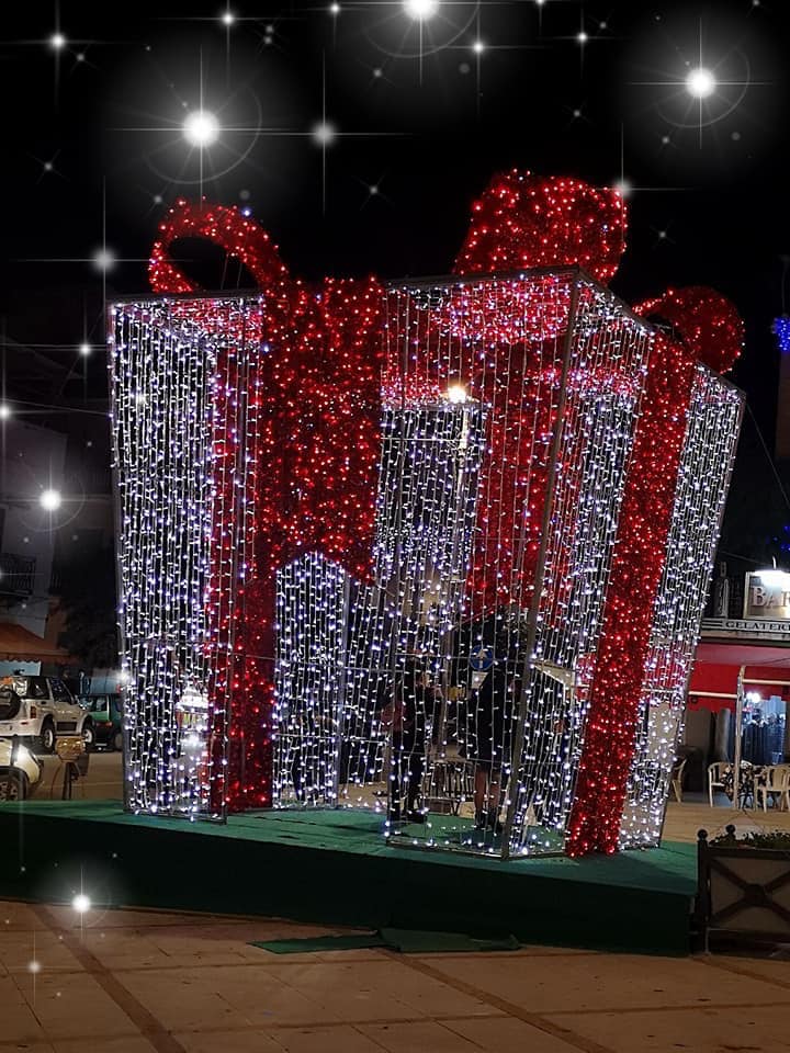 Luminarie a forma di dono a Ribera, in arrivo dalla Toscana l'albero di piazza Scandaliato a Sciacca