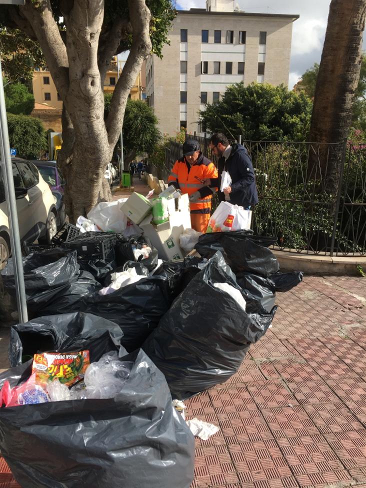 Scatta ad Agrigento la repressione per  l'abbandono indiscriminato dei rifiuti, sanzionati otto esercizi commerciali