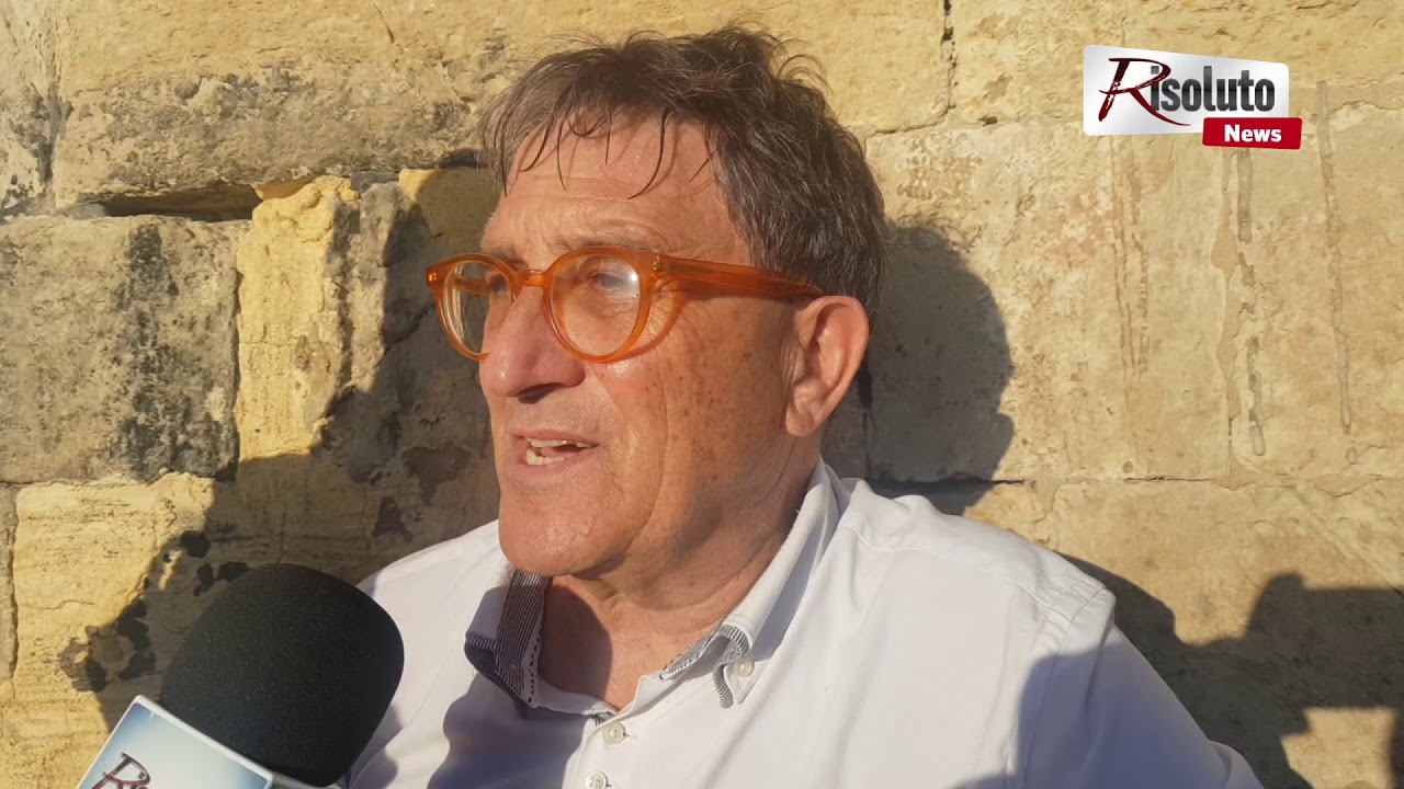 L'area sottostante la piazza Scandaliato di Sciacca ripulita nel pomeriggio di oggi da tanti giovani (Interviste)