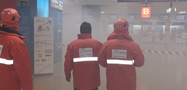 Aeroporto di Punta Raisi: scatta l'allarme antincendio, due feriti ma si tratta di un'esercitazione